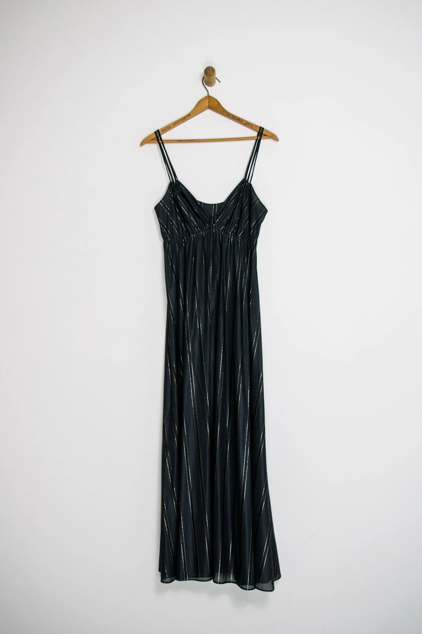 70’s BLACK STRIPED NIGHTIE / MEDIUM