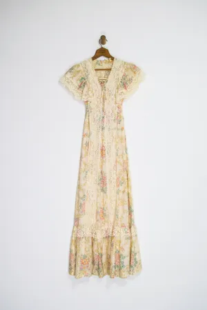 70’s FLORAL AND LACE PRAIRIE MAXI / MEDIUM