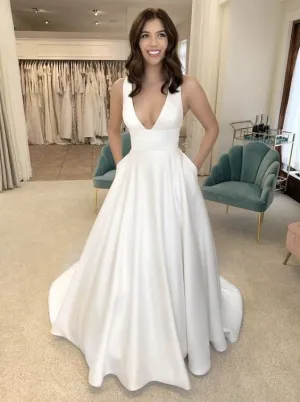 A-line Simple Satin Vintage Long Wedding Dresses       fg6422