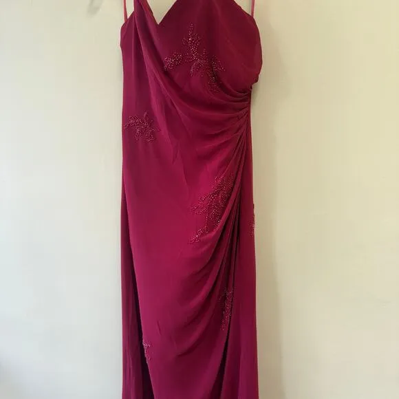 Bella Formals By Venus Red Beaded Floral Ruched Cocktail Prom Dinner Dress Sz 6