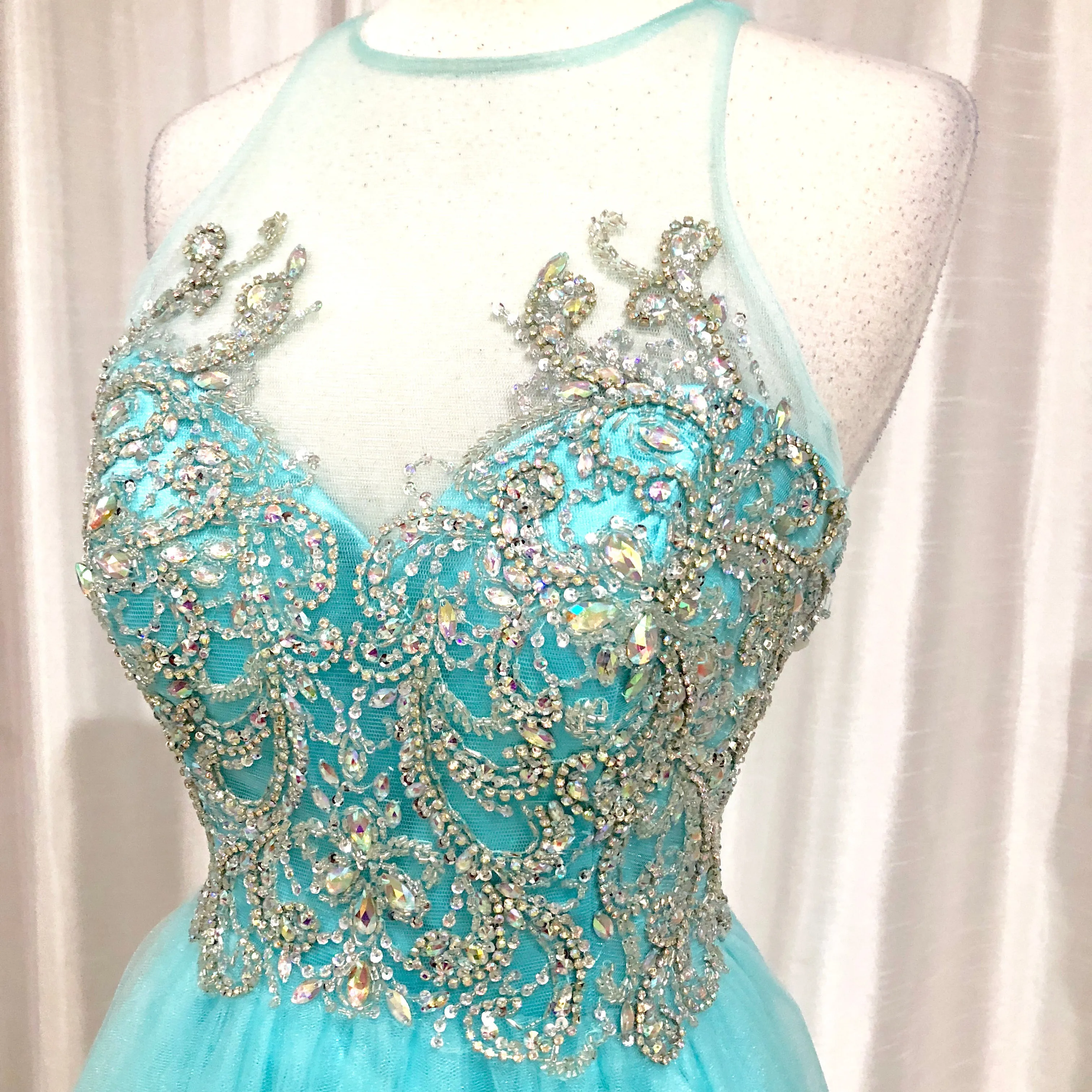 BOUTIQUE Short Light Blue Gown Size M