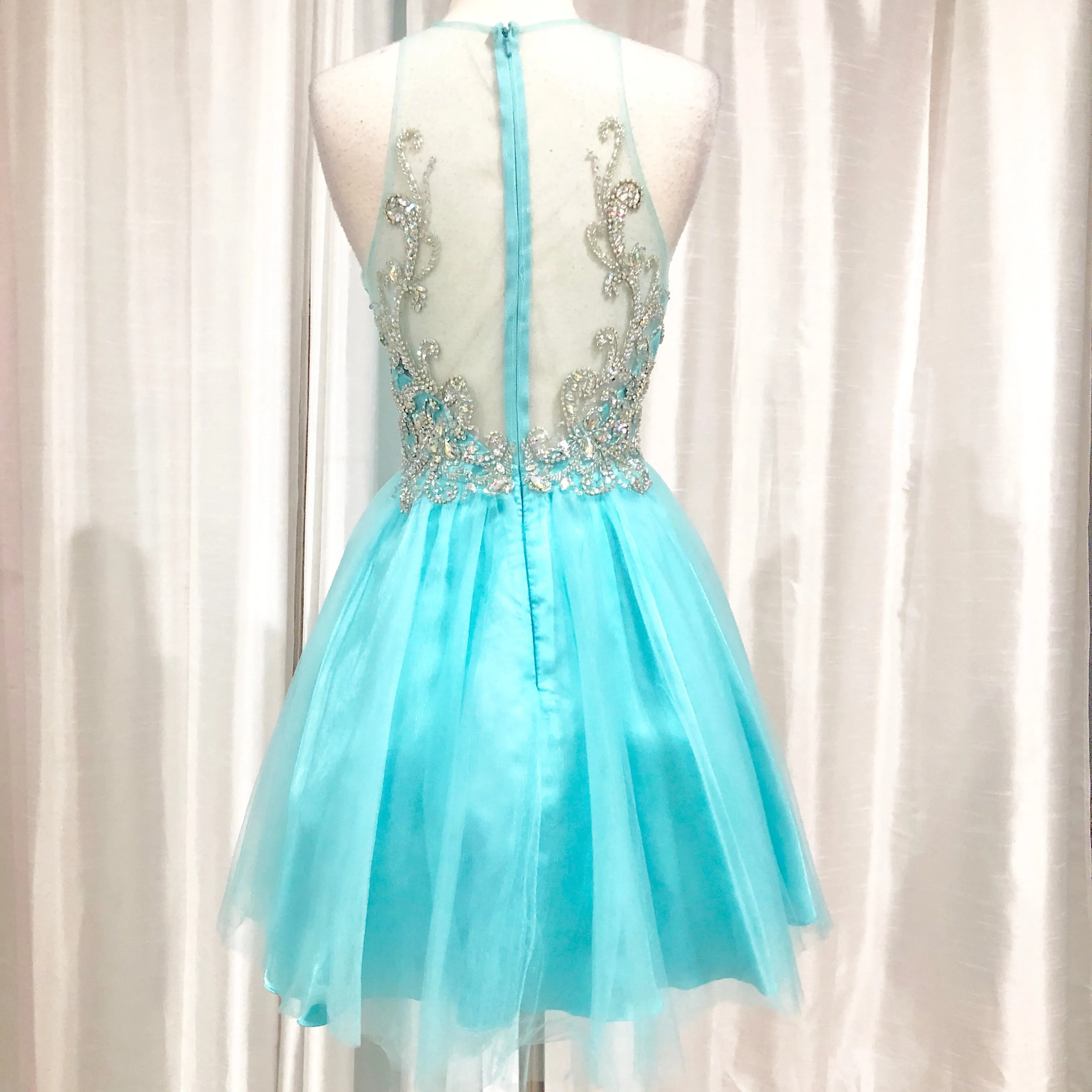 BOUTIQUE Short Light Blue Gown Size M