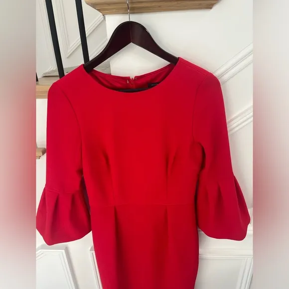 David Meister Red dress with ruffled sleeve size 4