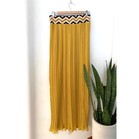 Dear Creatures Pleated Chevron Maxi Yellow Skirt M​​​​