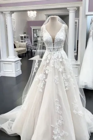 Deep V-neck Illusion Appliqued Wedding Gown Ivory Organze Lace Wedding Dress,MW367
