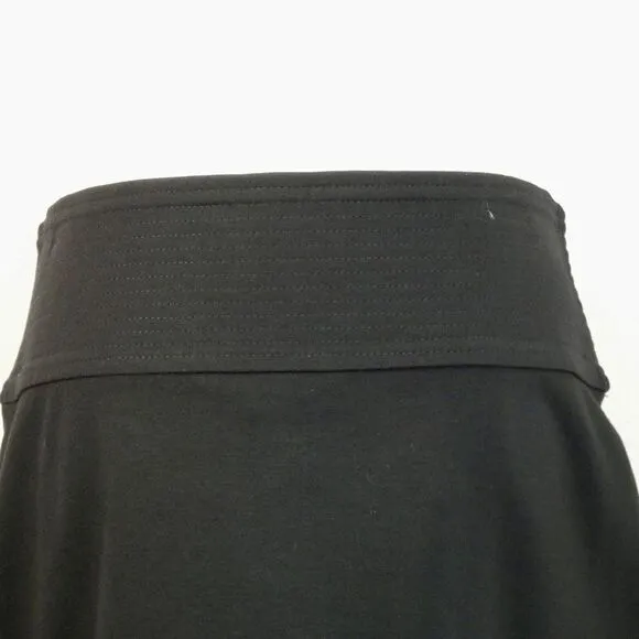 Diane Von Furstenberg- Mini Skirt - Black - Size 6-Pockets- Stitching and Bandin