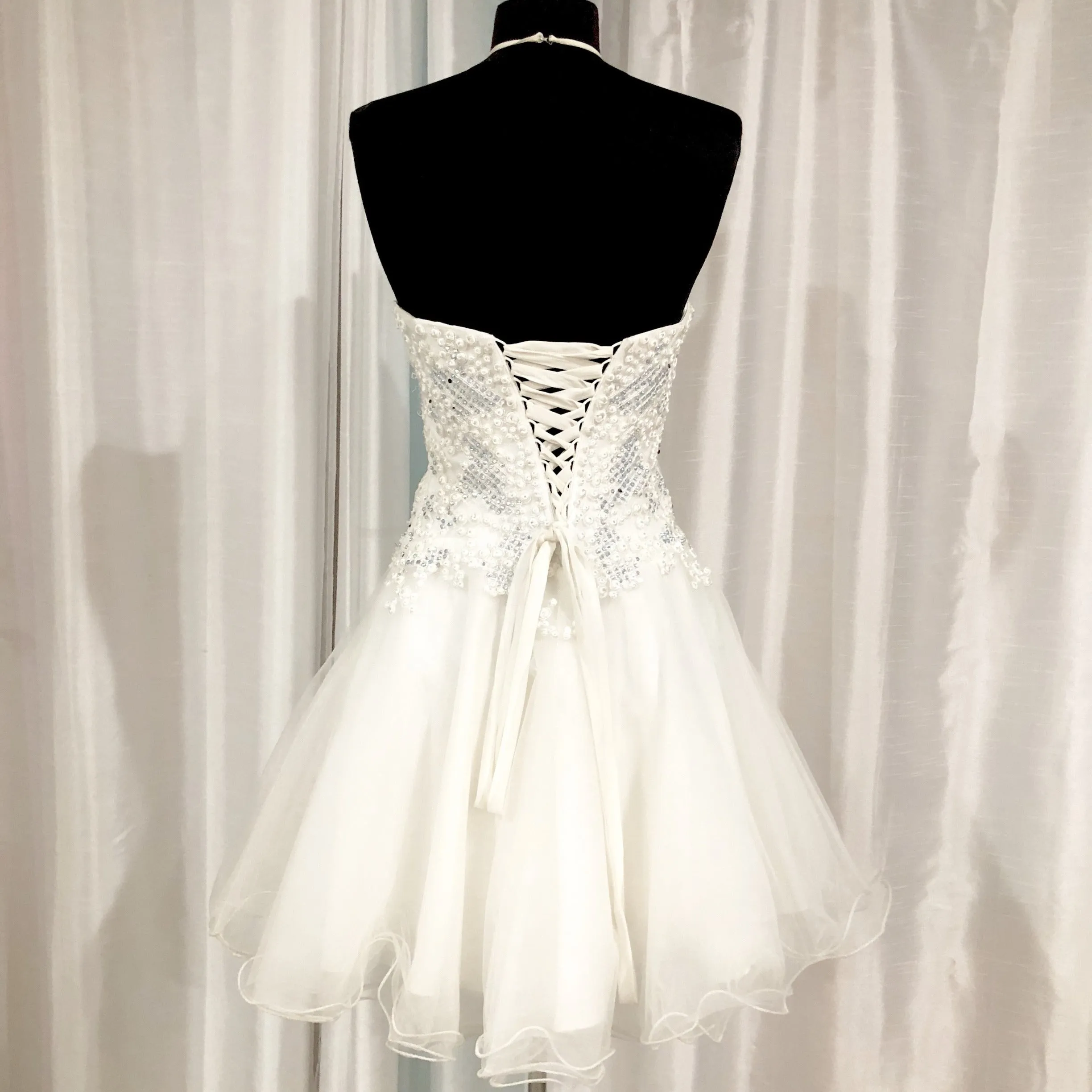 FAVIANA White Lace Short Halter Dress Size 4