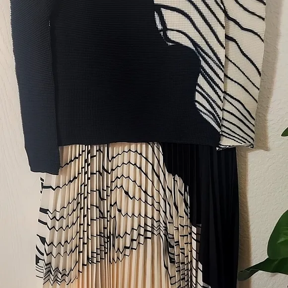 For Her Skirt Set NWOT