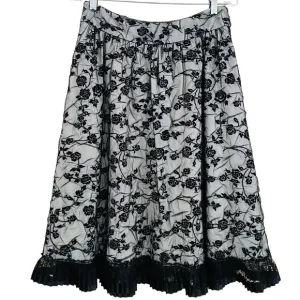 For The Republic NWT Black Cream Floral Lace Satin Ribbon Pleated Hem Skirt Sz 8
