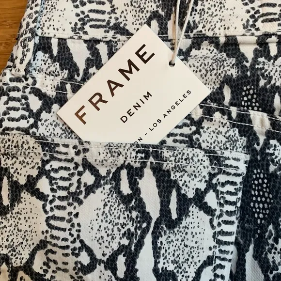 Frame Denim Python Snake Print Le Mini Skirt White Grey Black Size 27 NWT