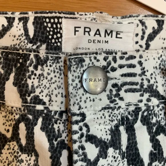 Frame Denim Python Snake Print Le Mini Skirt White Grey Black Size 27 NWT