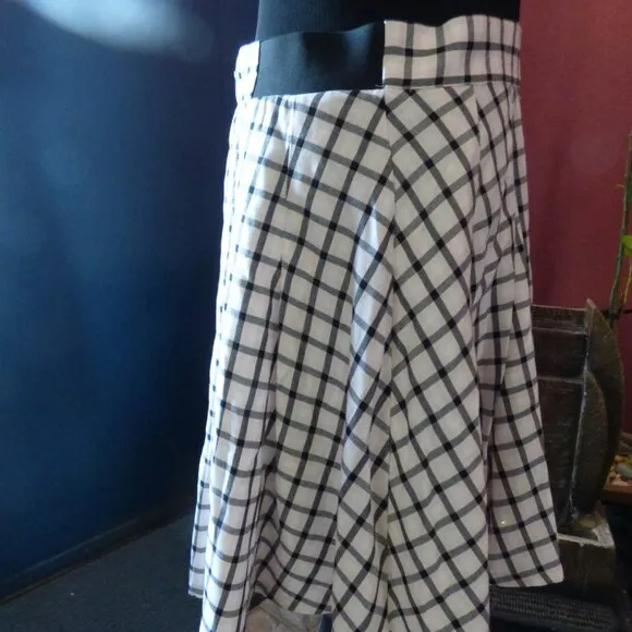 GOTH TORRID SCHOOLGIRL PLEATED MULTI CHECK SKATER SKIRT LOLITA 1 1XL XL 14 16