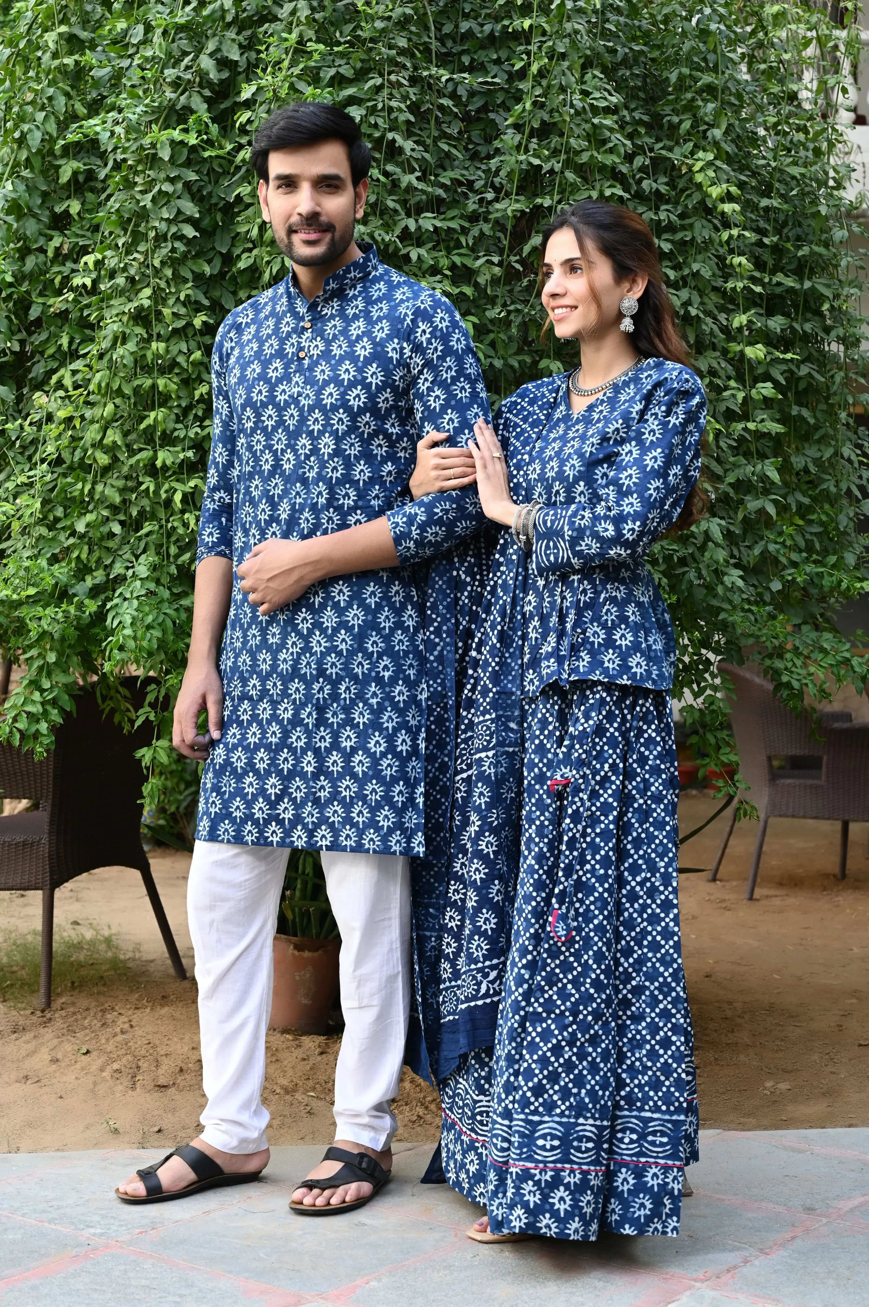Indigo Twinning Couple Set In Flora