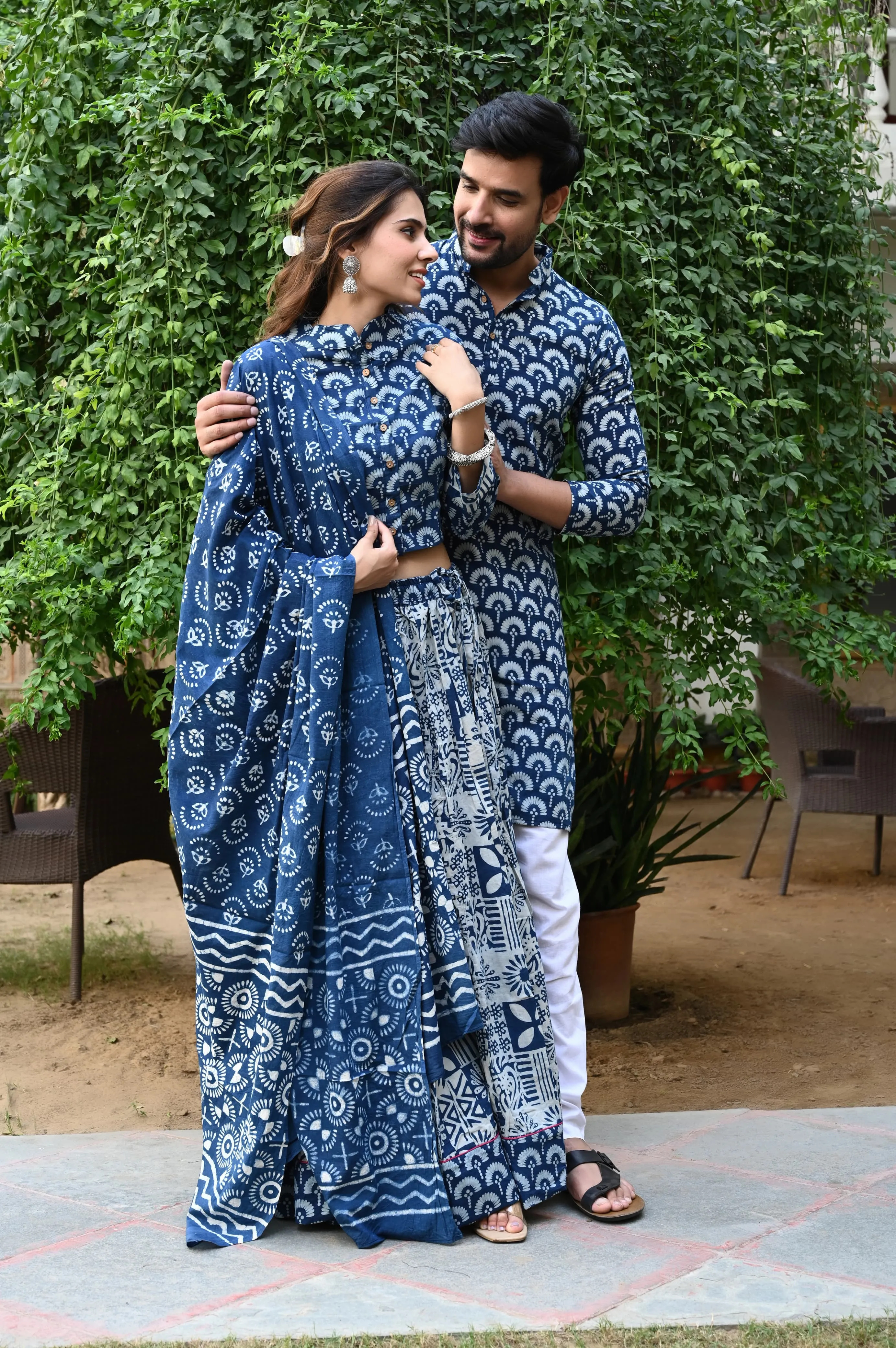 Indigo Twinning Couple Set In Flora