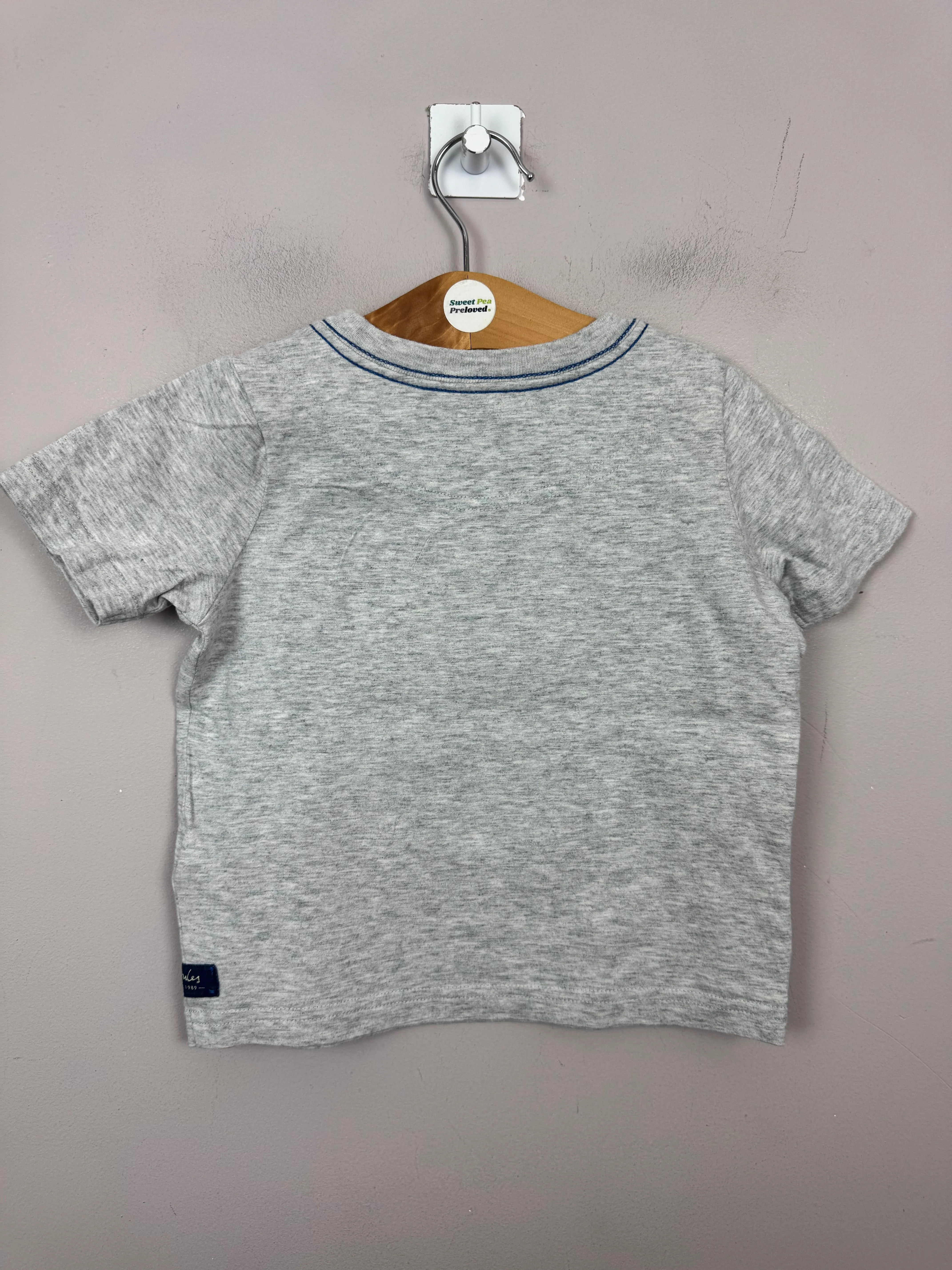 Joules skateboard t-shirt 2y