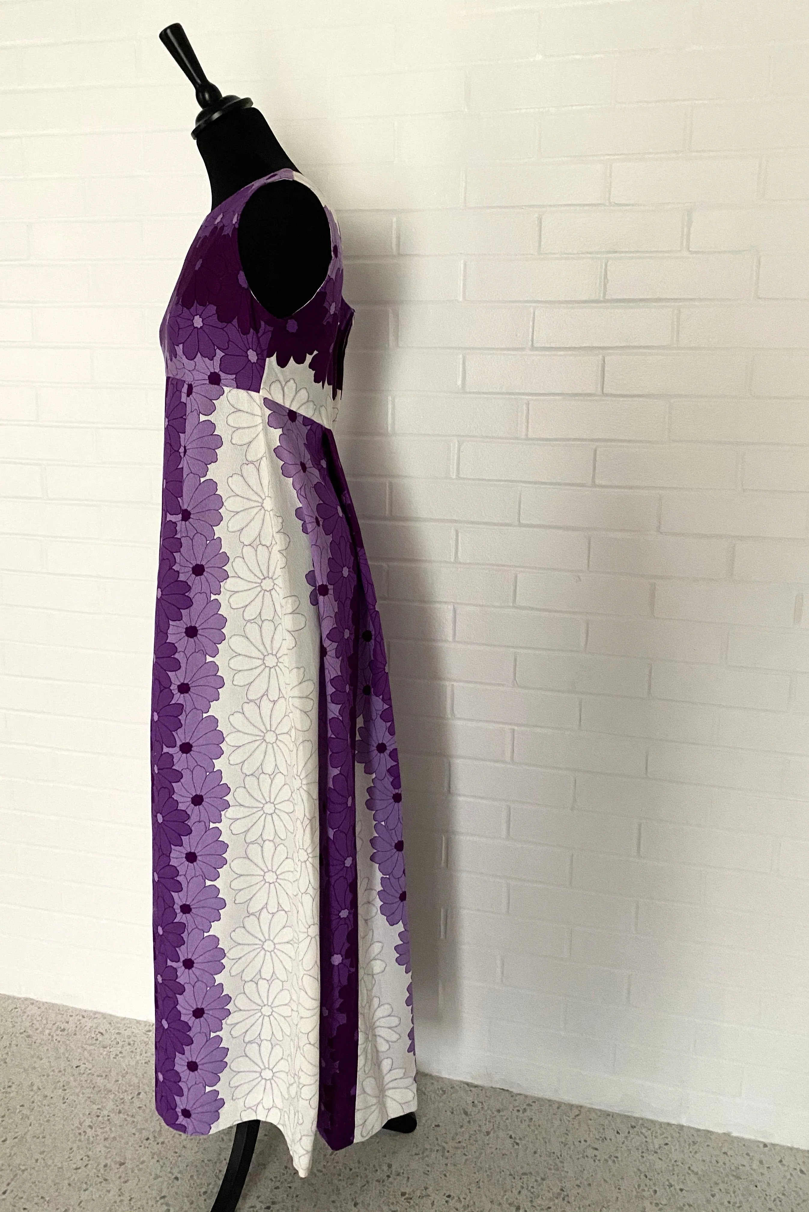 Late 1960s Ui-Maikai Hawaiian Maxi Dress