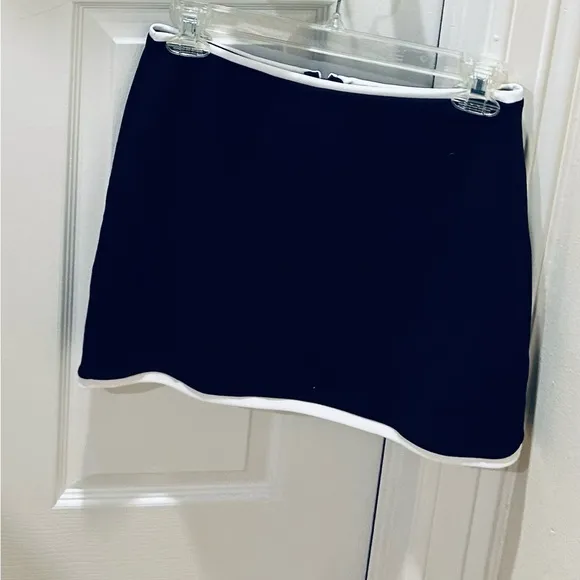 Lulus Black Color Block Cutout Long Sleeve Crop Top &amp; Mini Skirt Set Size Small