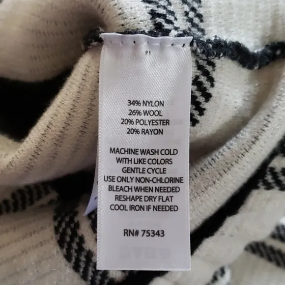 NEW Cynthia Rowley Mini Skirt Size Small