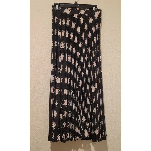 NWOT By Anthropologie Women Pleated Black W/Pink White Star Lined Midi Skirt XS