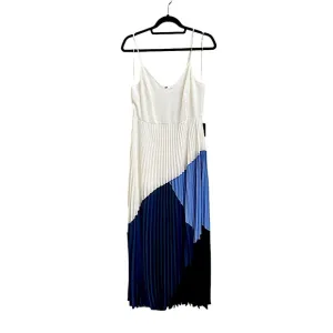 NWT! Express Maxi Dress w/ Pleated Color Block Skirt in Women’s Medium
