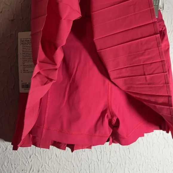 NWT Lululemon HR Pleated Tennis Skirt