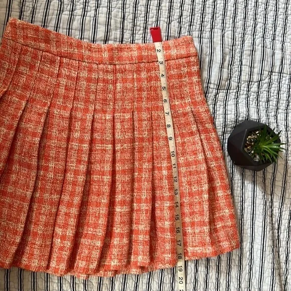 😊NWT Zara Women Plaid Pleated Front Regular Fit Short Skater Skirt Size S