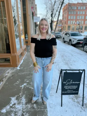 Off Shoulder Top-Black