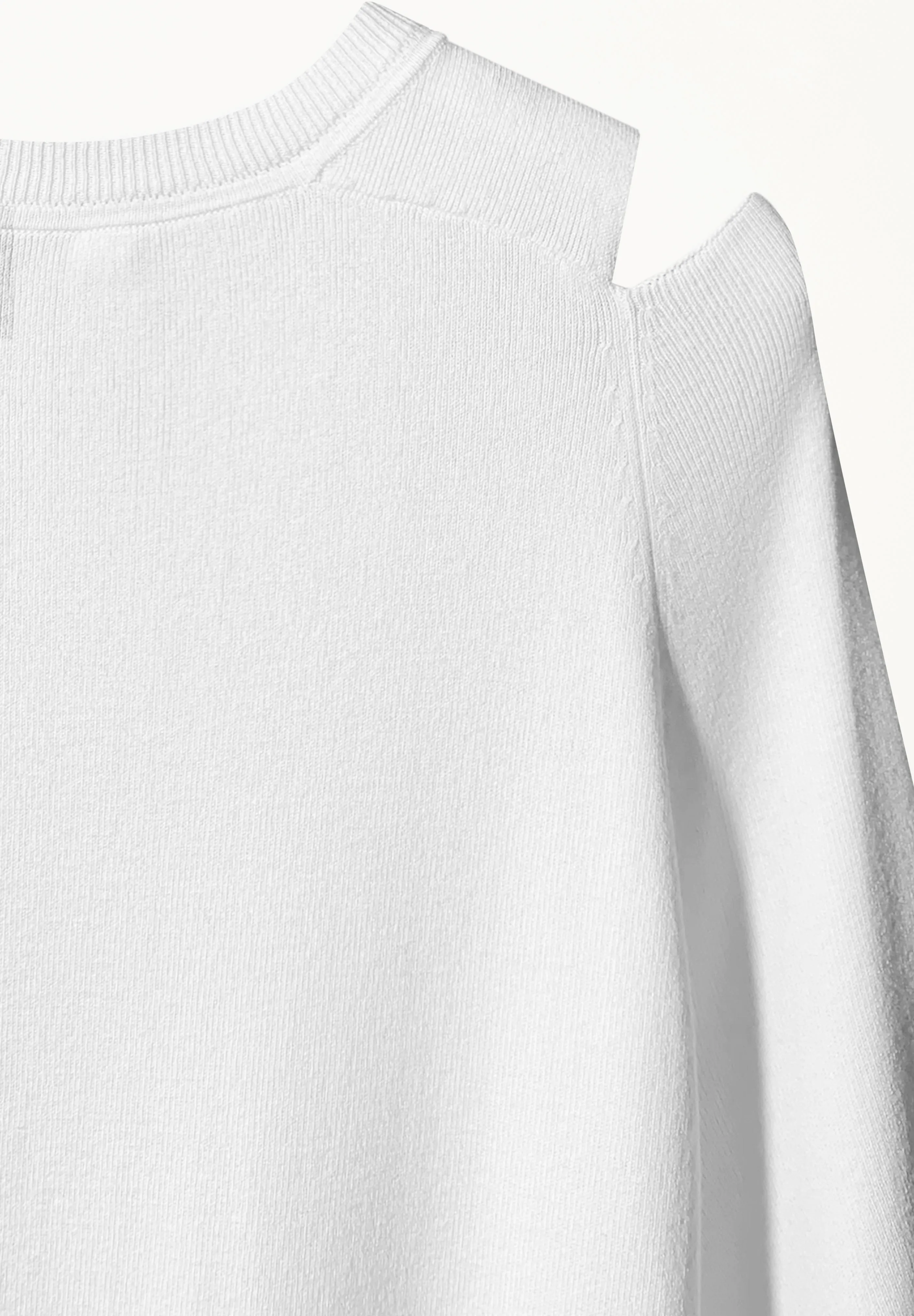 Open Shoulder Top in White