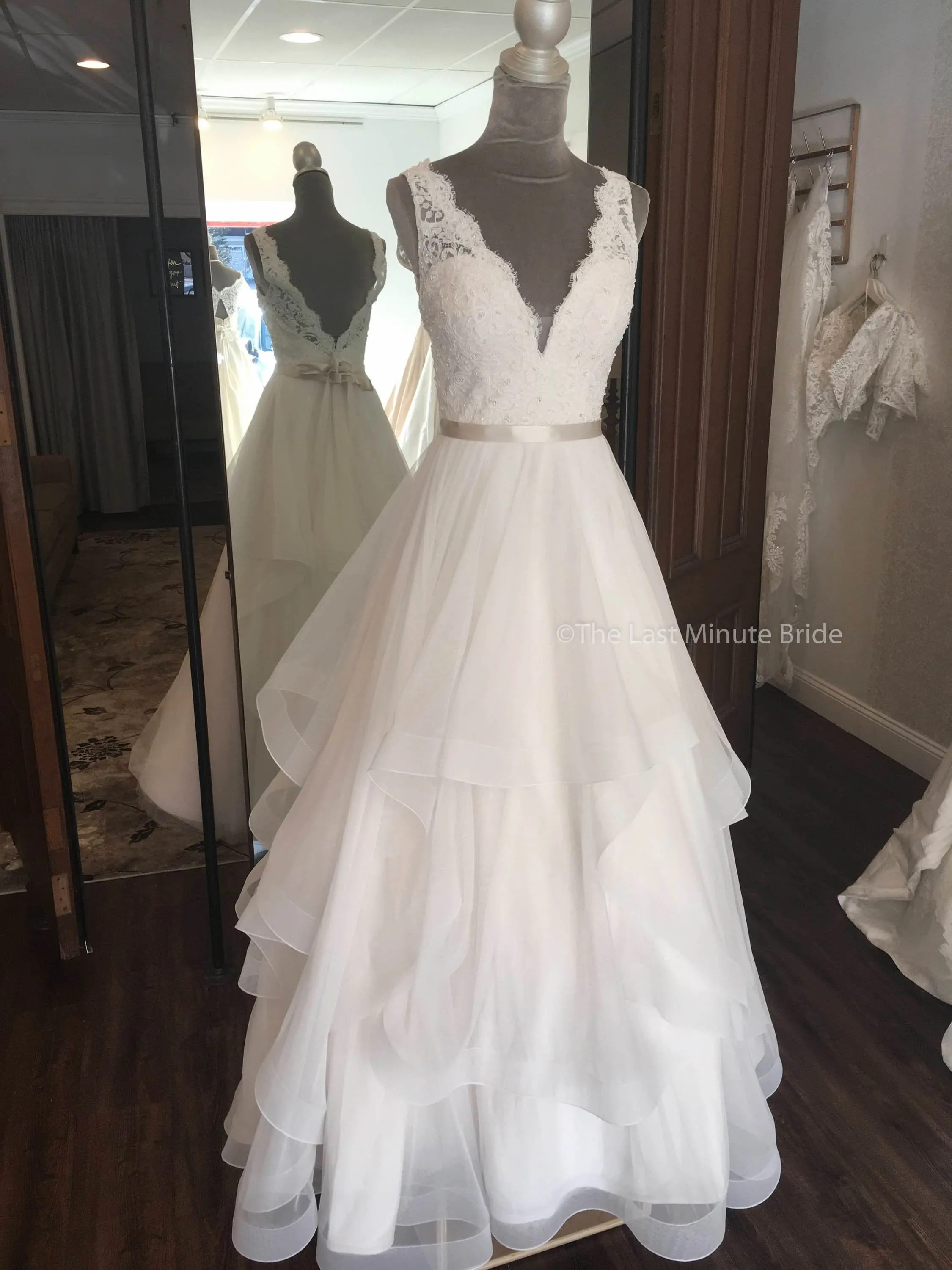 Paloma Blanca 4798