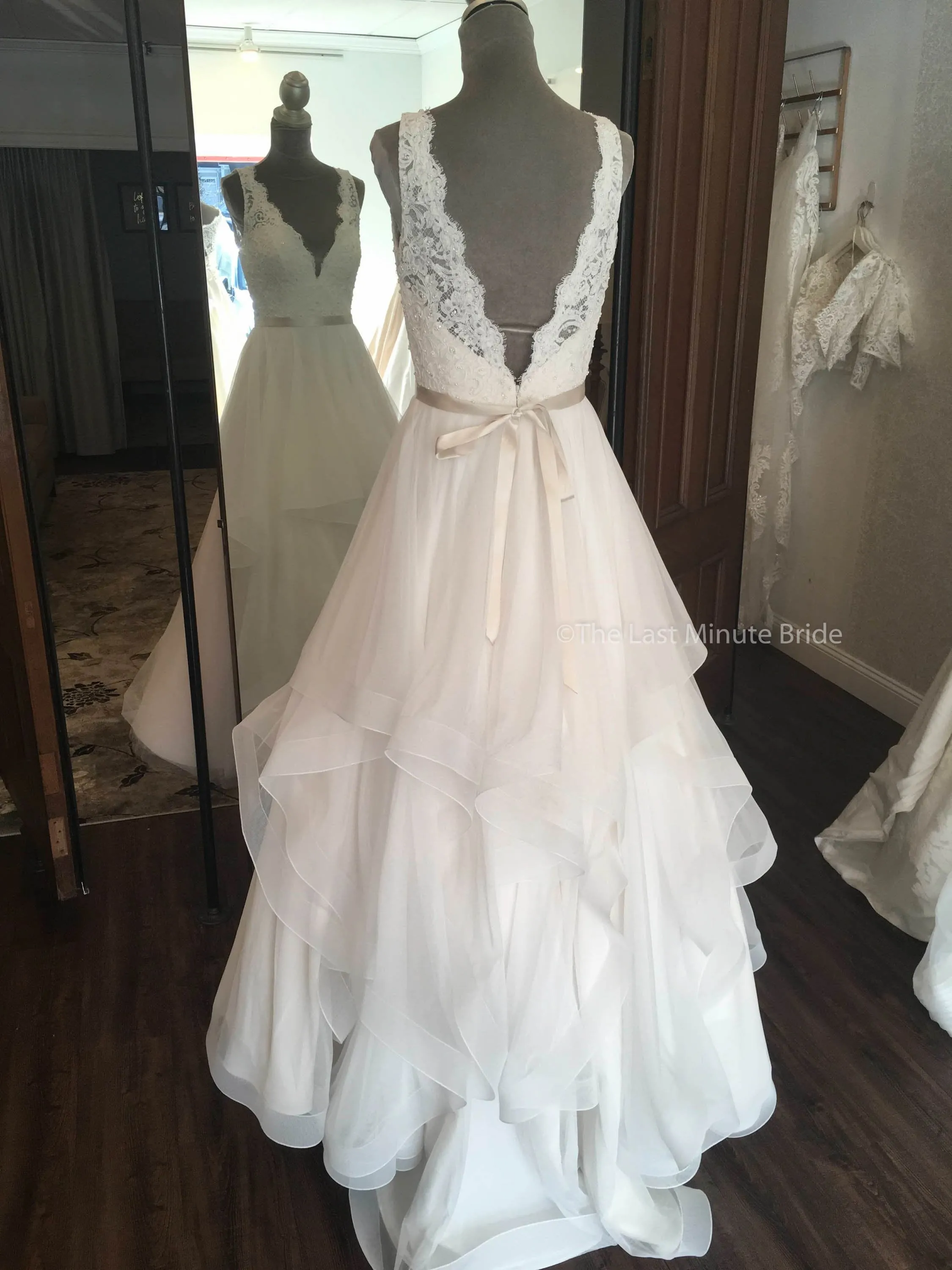Paloma Blanca 4798