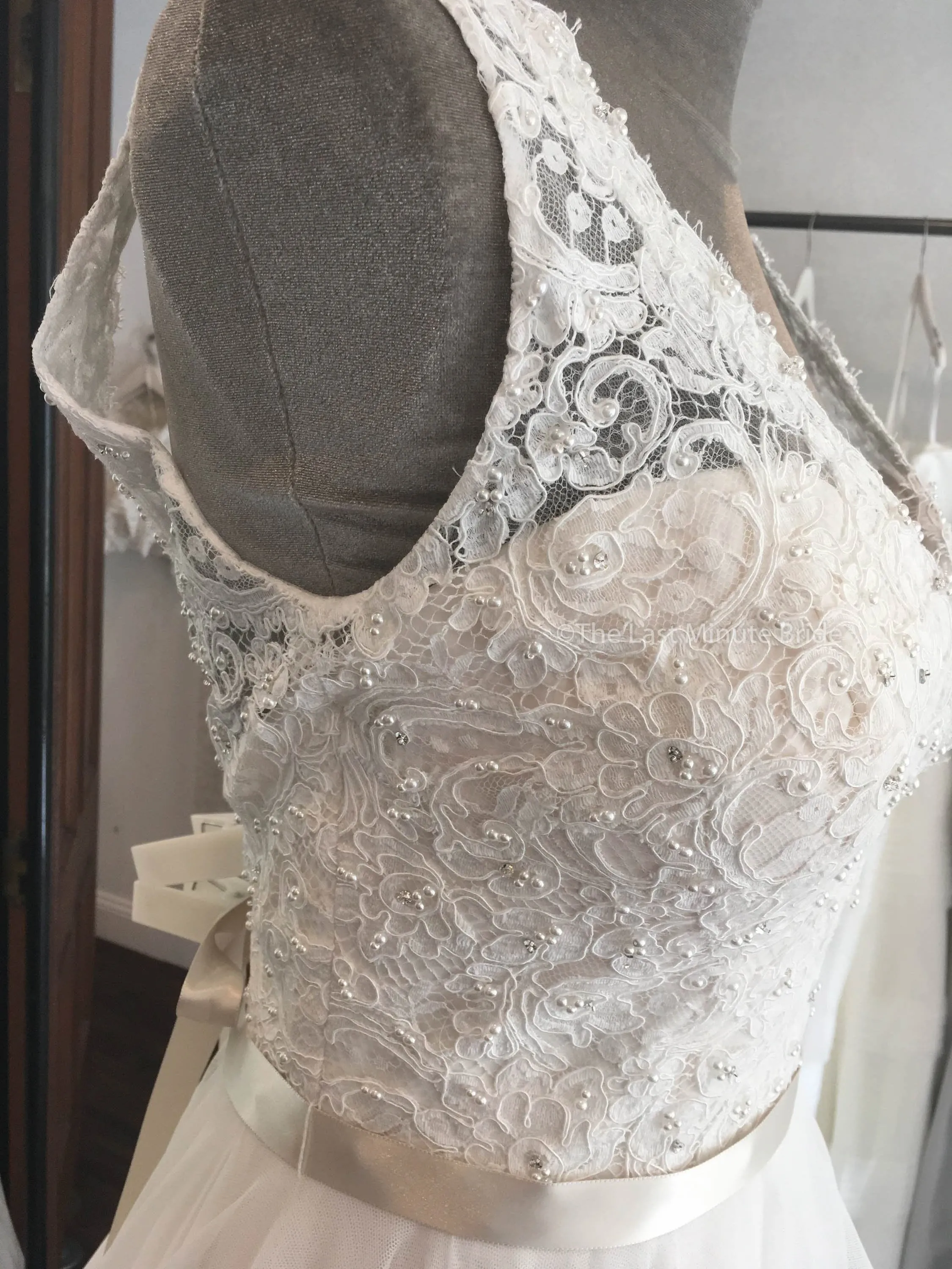 Paloma Blanca 4798