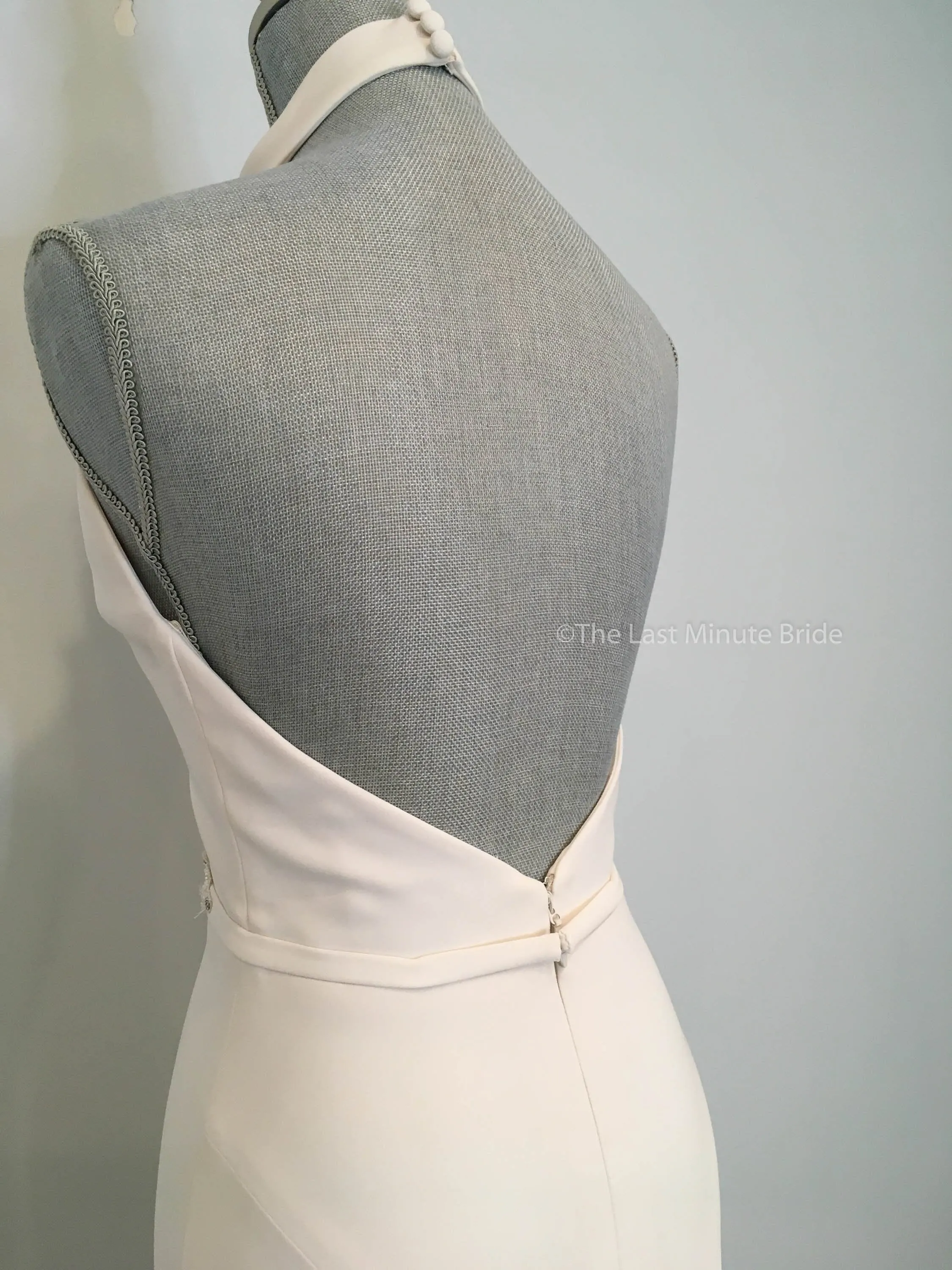 Paloma Blanca 4841