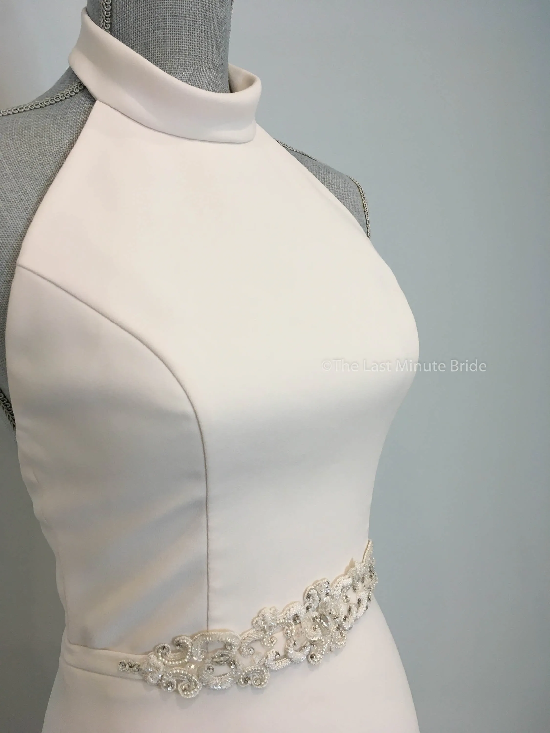 Paloma Blanca 4841