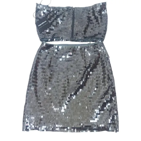 Revolve Superdown Lila Fringe Sequin Set Mini Skirt Crop Top Womens Small Silver