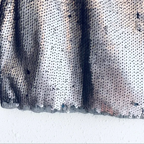 Romeo Juliet Couture Sequins Silver Mini Skirt Size Large NEW