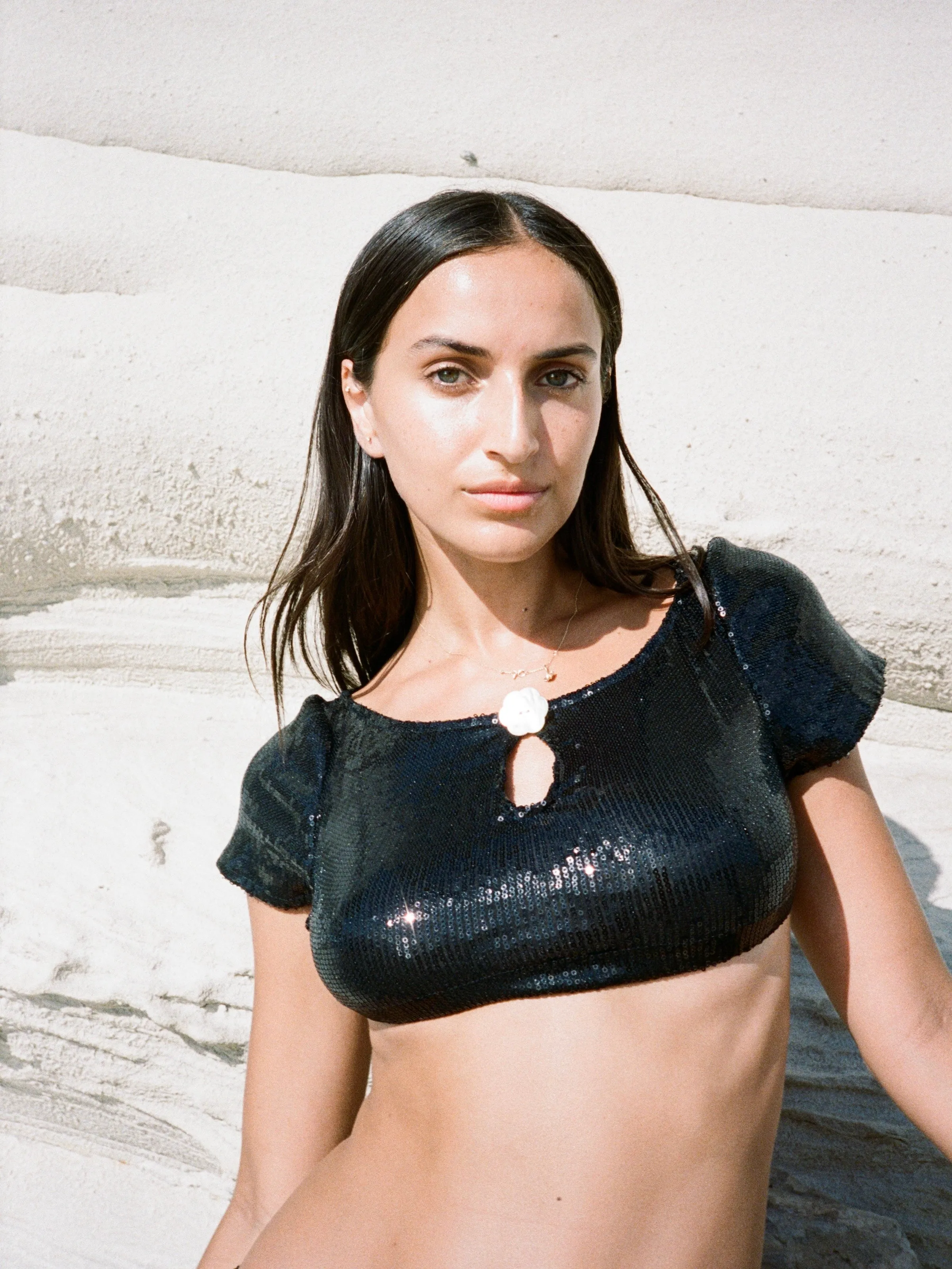 SEQUIN FLOWER TOP