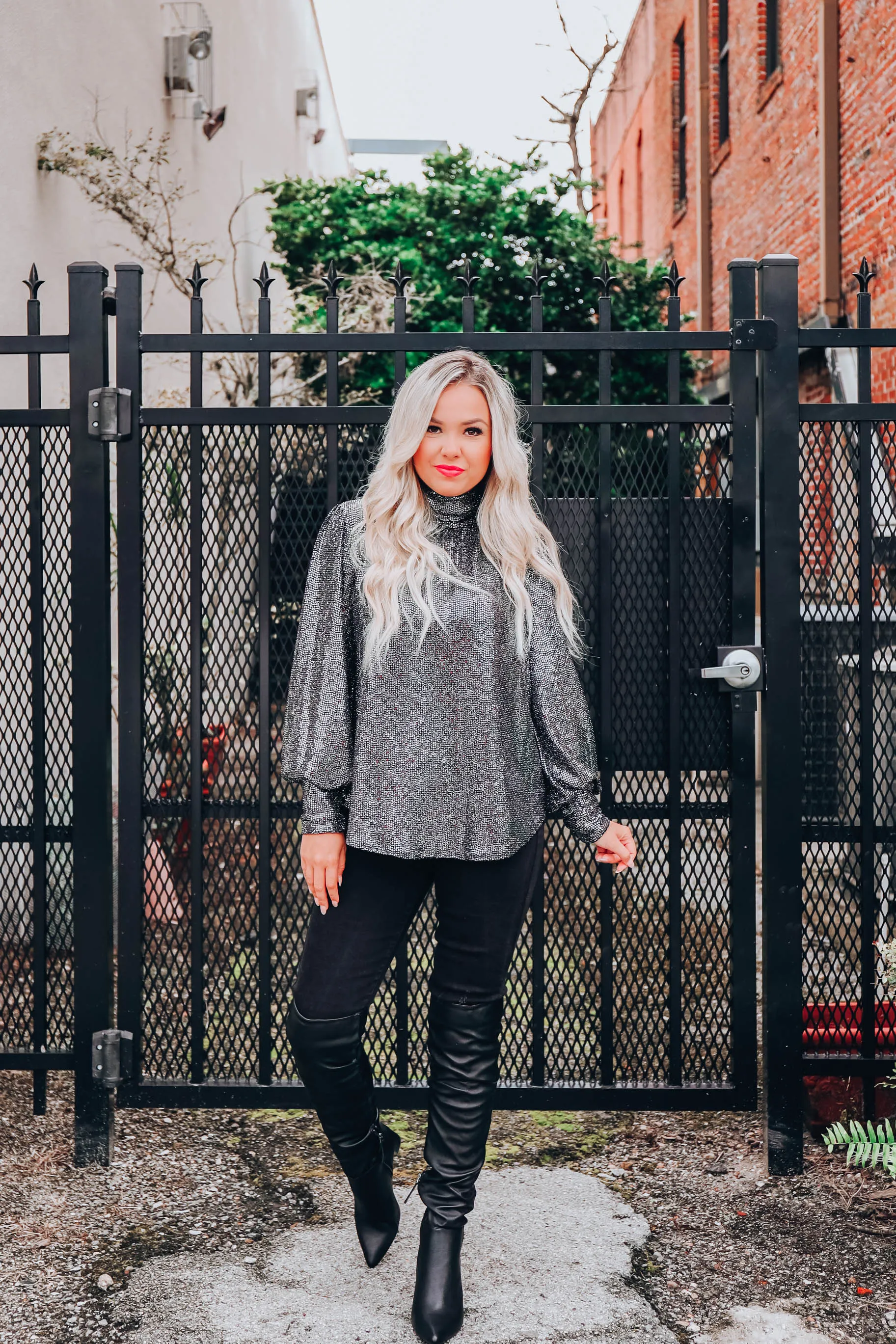 Shan Metallic Top - Black