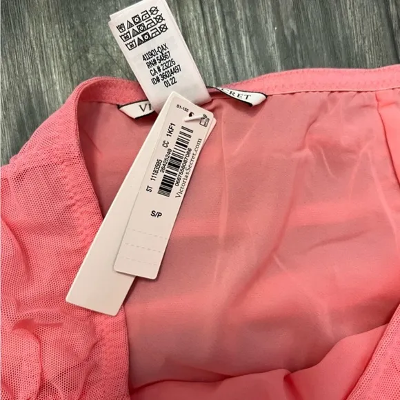 SMALL NWT Victoria's Secret Ruched Mini Skirt In Pink Cocktail