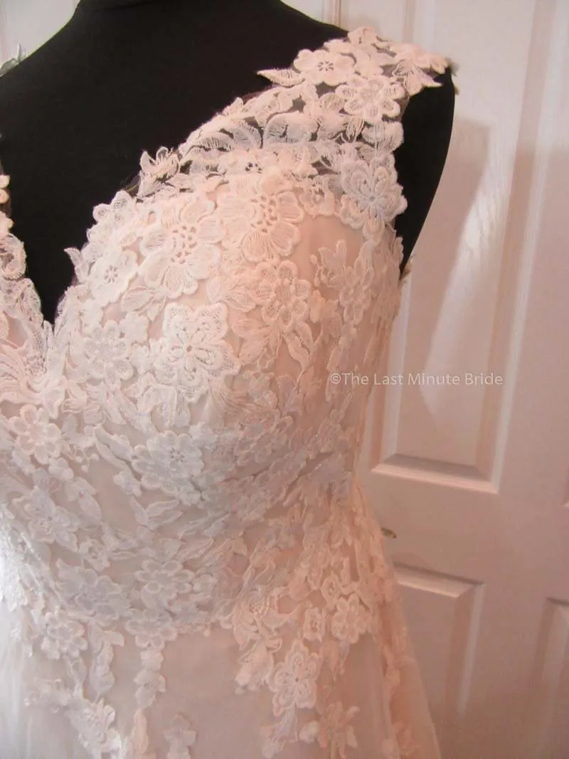 Stella York Style 6649