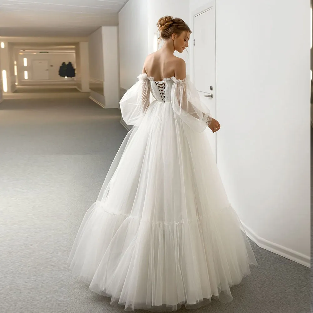 Sweetheart Neck Lace Up Back Floor Length Beading Lace Tulle Pleat Wedding Dresses Long Sleeve None Tail