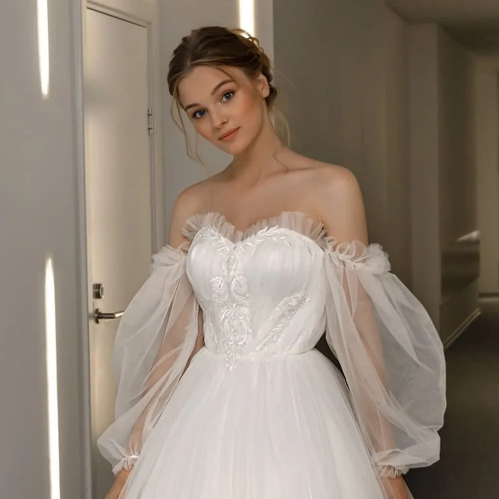 Sweetheart Neck Lace Up Back Floor Length Beading Lace Tulle Pleat Wedding Dresses Long Sleeve None Tail