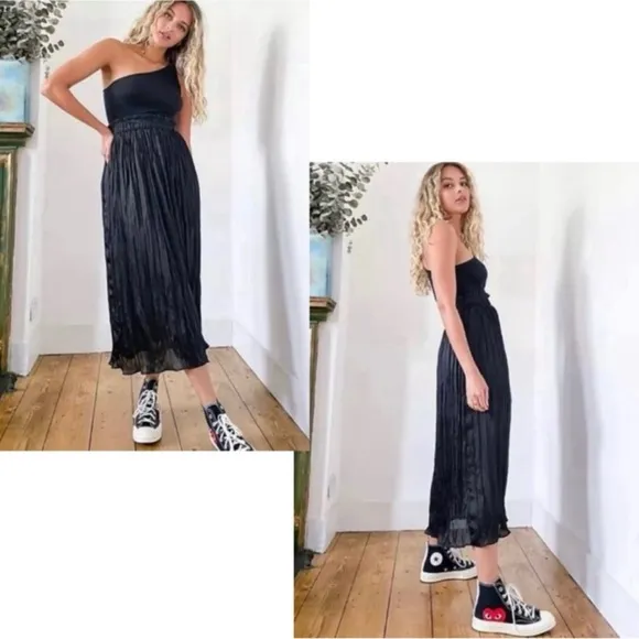 TOPSHOP NWT Black Pleated Crushed Satin Midi Skirt 14