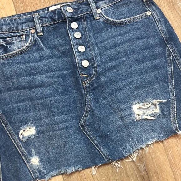 We The Free Distressed Jean Mini Skirt Size 29