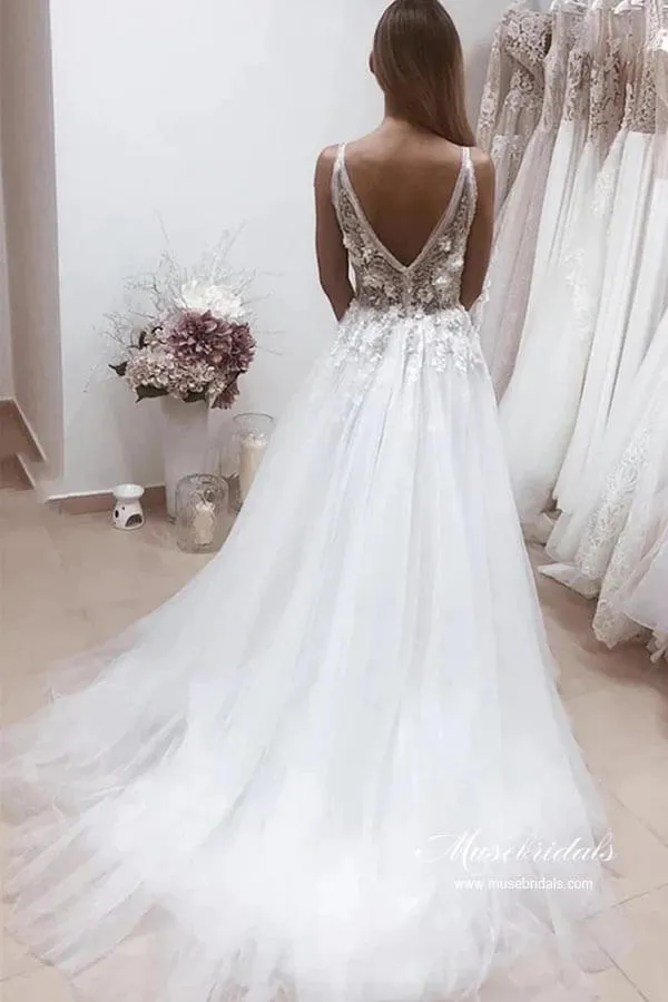 White Tulle A-line Deep V-neck Wedding Dresses With Lace Appliques, MW946