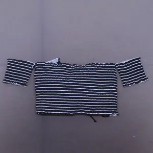 Xhilaration Smocked Underwire Off The Shoulder Striped Bikini Top Black XL