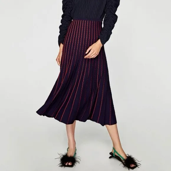 Zara knit scalloped pleated midi skirt navy red