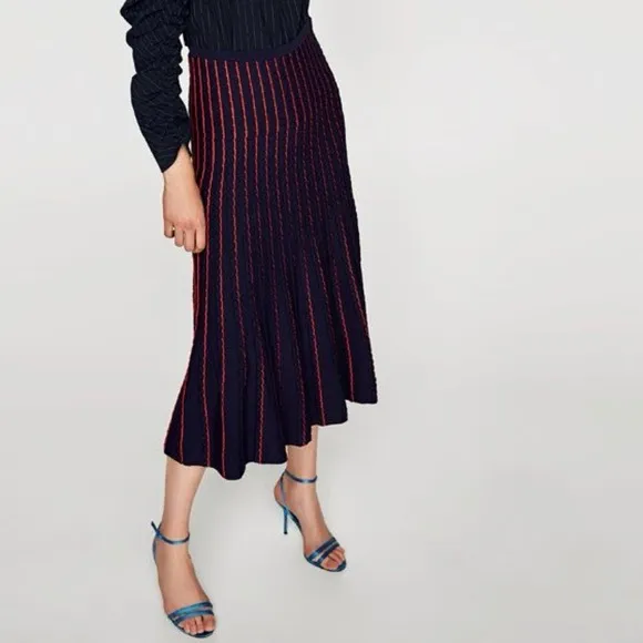Zara knit scalloped pleated midi skirt navy red