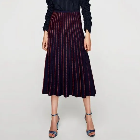 Zara knit scalloped pleated midi skirt navy red