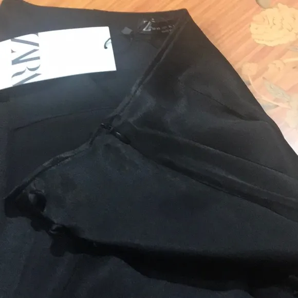 Zara satin effect Black mini skirt skort with button details Sz.XS