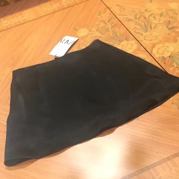 Zara satin effect Black mini skirt skort with button details Sz.XS